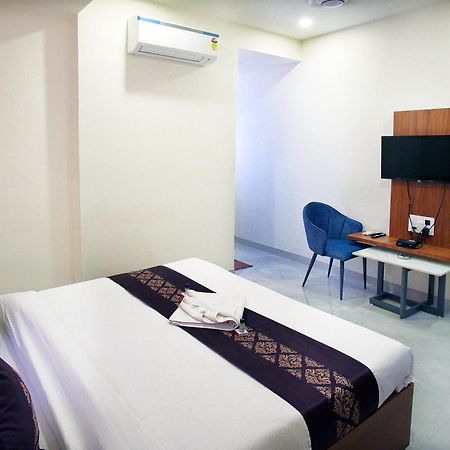 Hotel The Marion 纳西克 外观 照片
