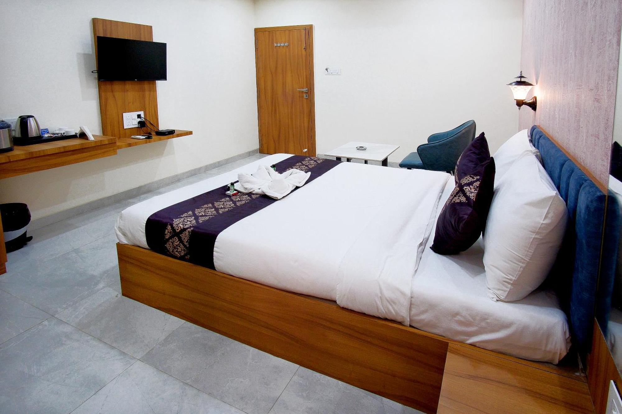 Hotel The Marion 纳西克 外观 照片