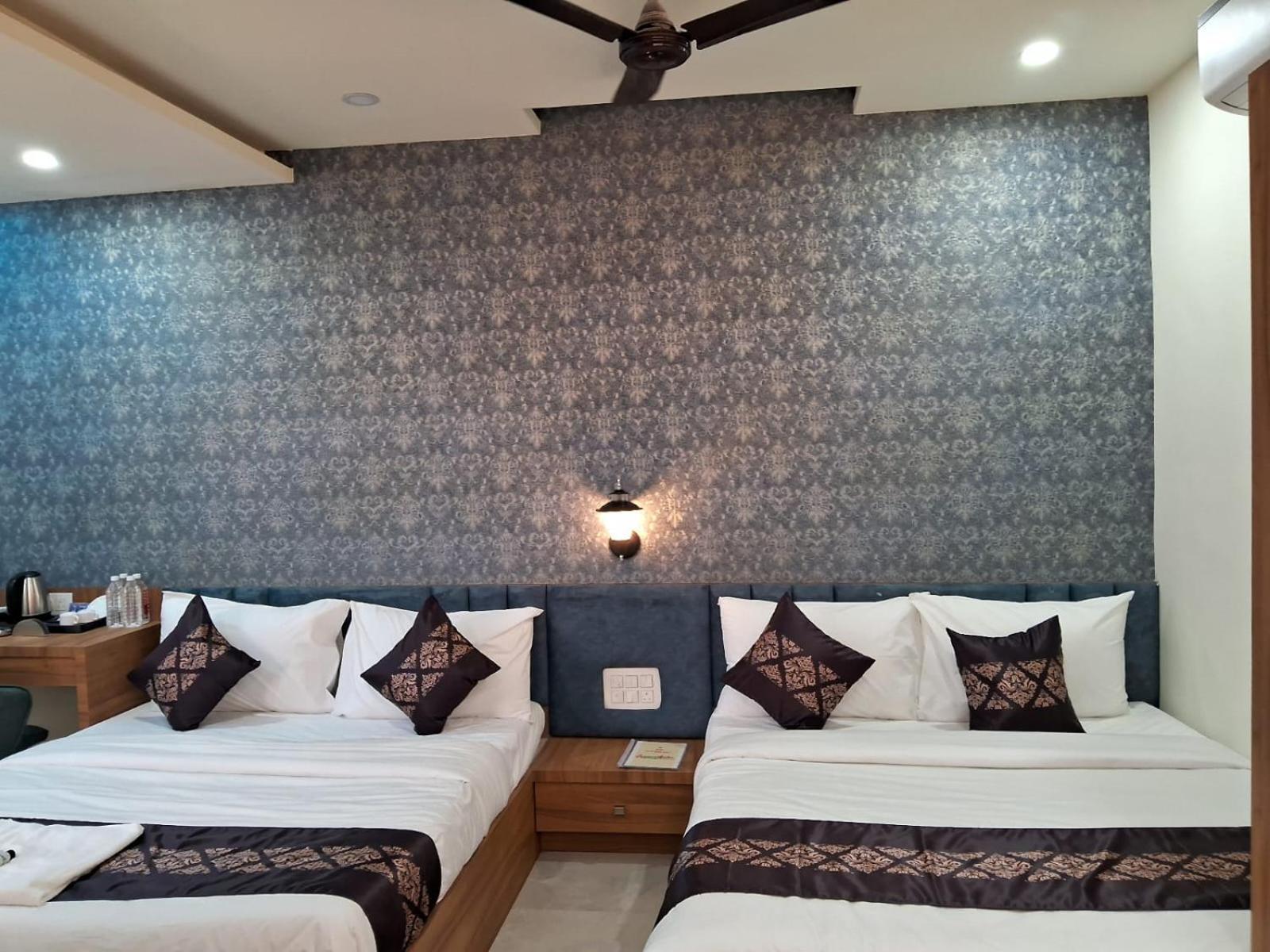 Hotel The Marion 纳西克 外观 照片